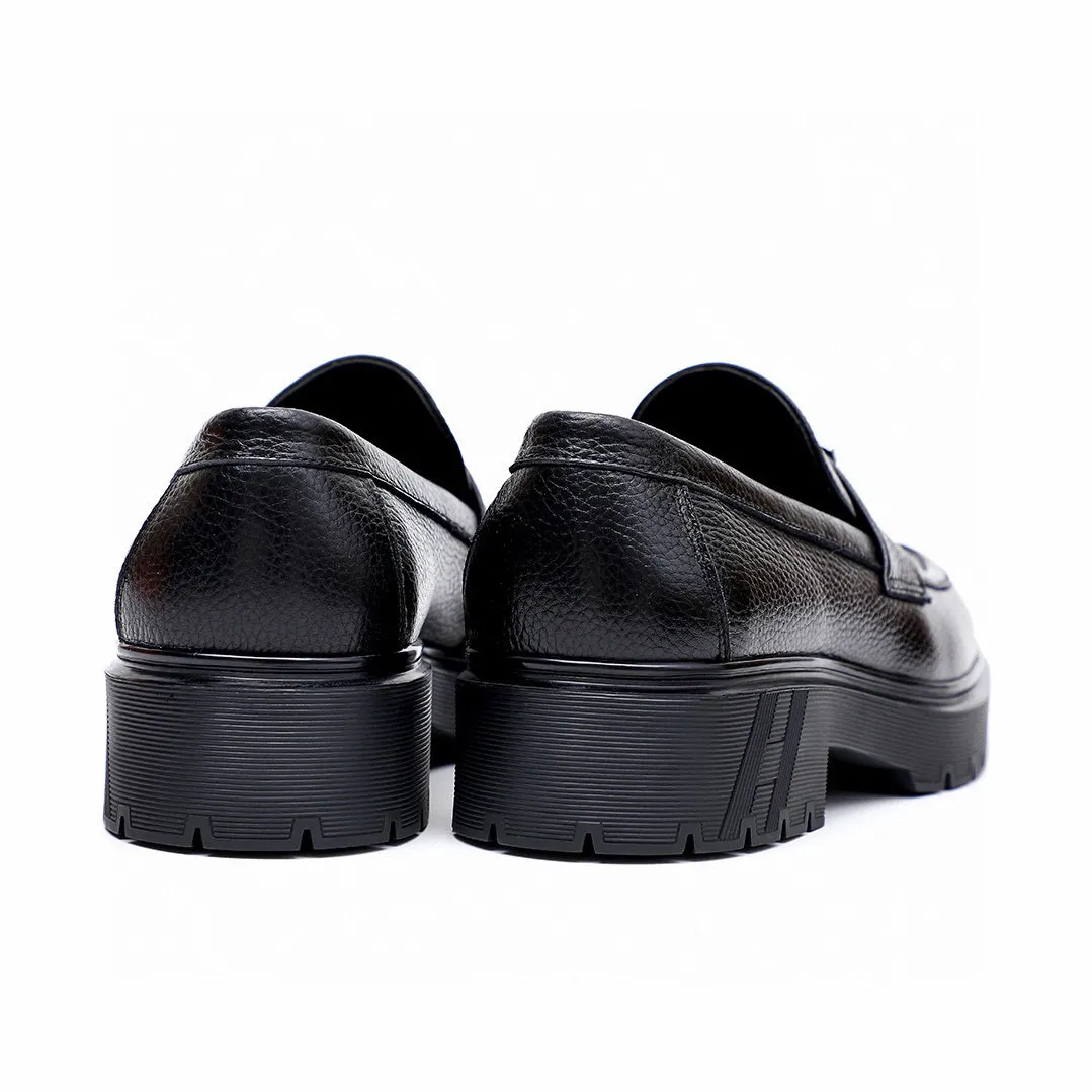 Men's shoes 💰680 💐[HERMES] popular men's shoes counter original items! The world's top brands...Luxury quality...//Fashion and high-end footwear 👍💪🏻...give you a low-key luxury comfort experience👍. The upper is made of pure Italian-imported original top-layer pebbled cowhide. Sweat-absorbent cowhide leather lining. Comfortable and breathable. The original rubber-plastic flower foam light outsole is high-end and classy. Luxurious and noble!! .. OEM factory shipment [Hug] stall.. Original plate. Welcome to taste..39-45 (38.45.46🉑️Customized)